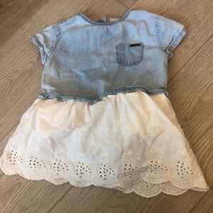 Zara BabyGirl Denim & Eyelet Dress size 12-18M colors Blue & White